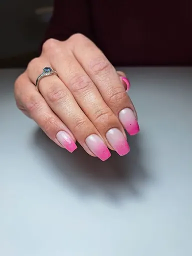 MHnails